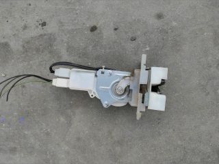 bontott SUZUKI SWIFT III Központizár Motor Csomagtérajtó