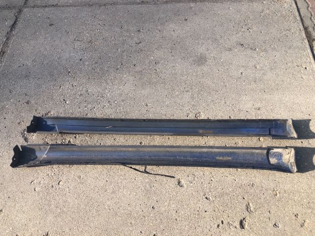 bontott SUZUKI SWIFT III Küszöb Burkolat