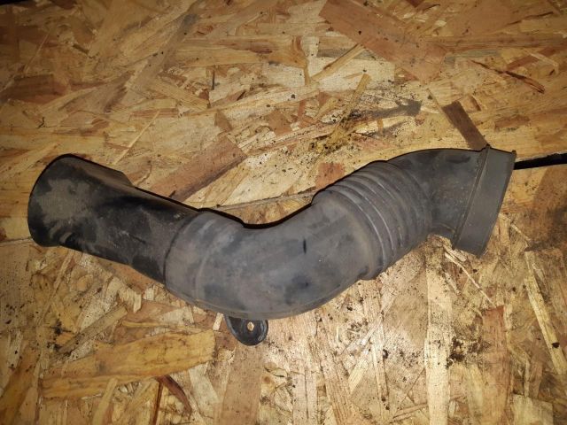 bontott SUZUKI SWIFT III Légbeömlő Cső