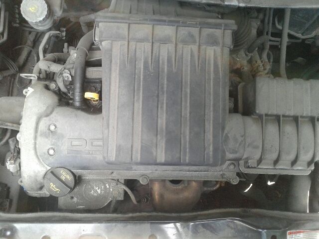 bontott SUZUKI SWIFT III Légszűrő Ház Fedél