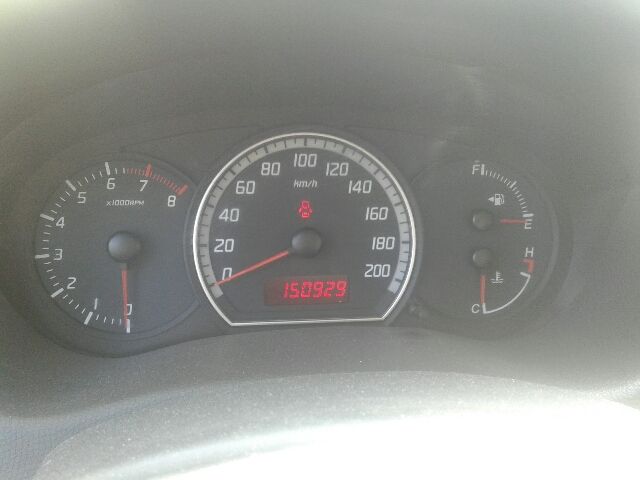 bontott SUZUKI SWIFT III Légszűrő Ház Fedél