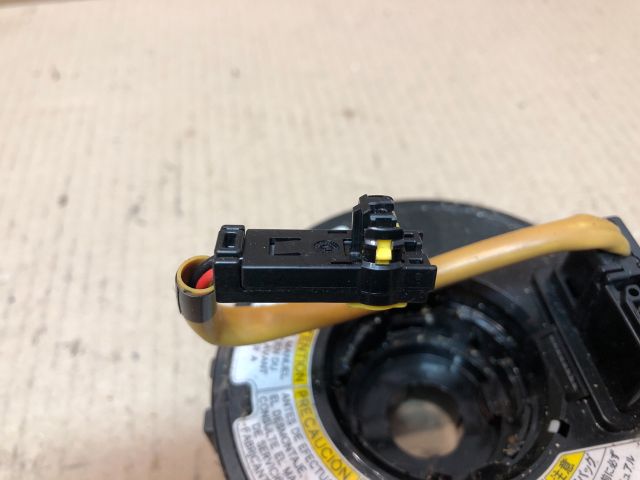 bontott SUZUKI SWIFT III Légzsák Átvezető Szalagkábel