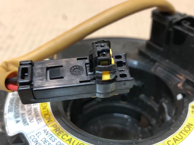 bontott SUZUKI SWIFT III Légzsák Átvezető Szalagkábel