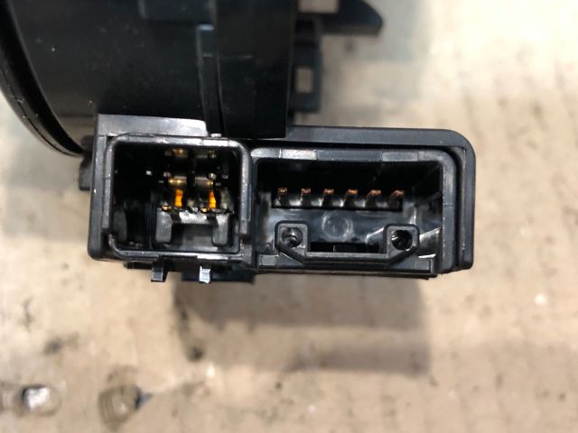 bontott SUZUKI SWIFT III Légzsák Átvezető Szalagkábel