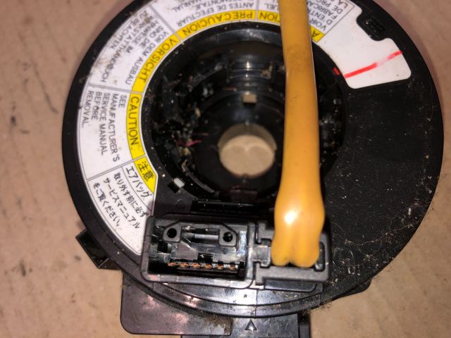 bontott SUZUKI SWIFT III Légzsák Átvezető Szalagkábel