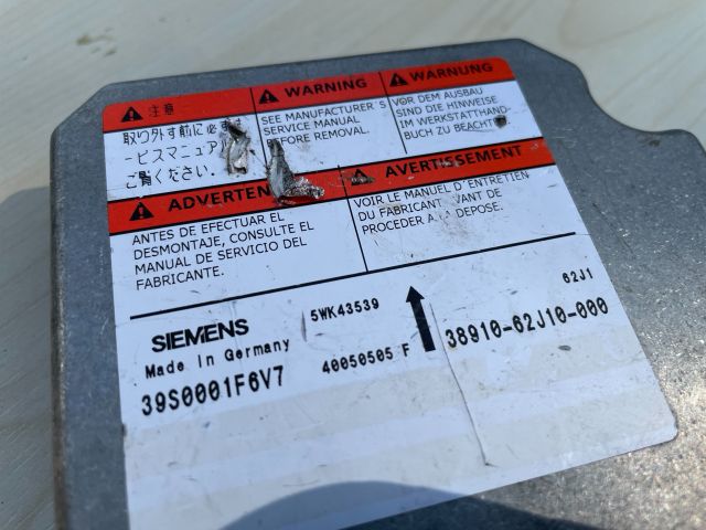 bontott SUZUKI SWIFT III Légzsák Indító Modul Oldallégzsák