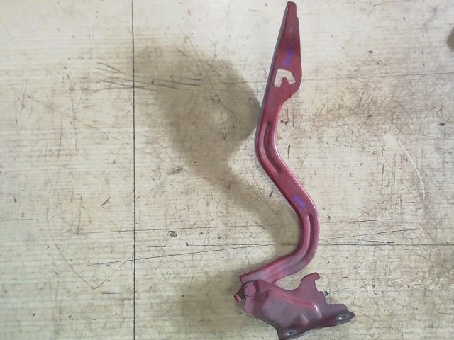 bontott SUZUKI SWIFT III Motorháztető Jobb Zsanér