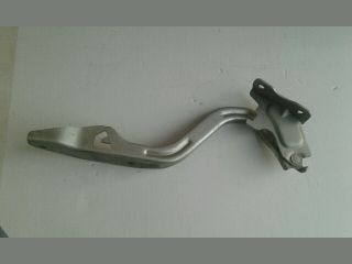 bontott SUZUKI SWIFT III Motorháztető Jobb Zsanér