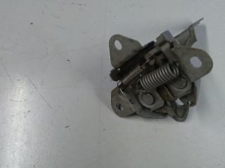 bontott SUZUKI SWIFT III Motorháztető Zárszerkezet