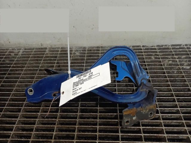 bontott SUZUKI SWIFT III Motorháztető Zsanér Pár