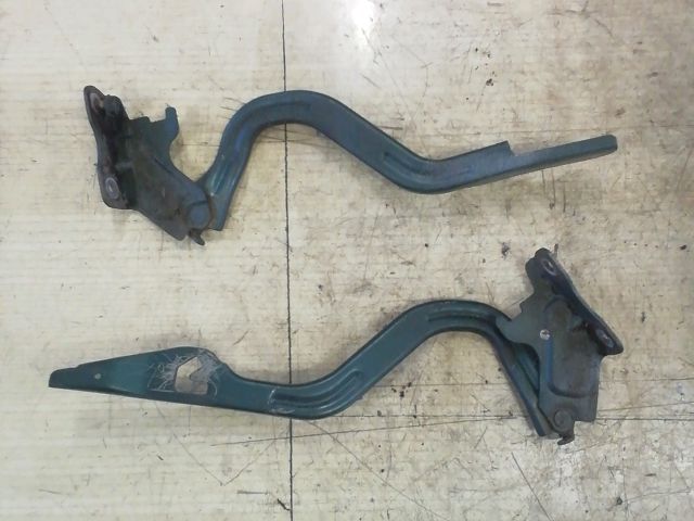 bontott SUZUKI SWIFT III Motorháztető Zsanér Pár