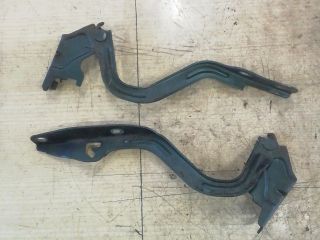 bontott SUZUKI SWIFT III Motorháztető Zsanér Pár