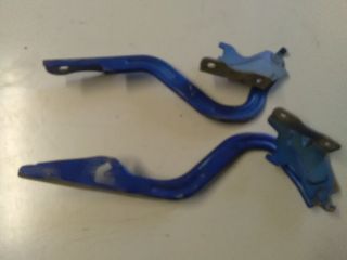 bontott SUZUKI SWIFT III Motorháztető Zsanér Pár