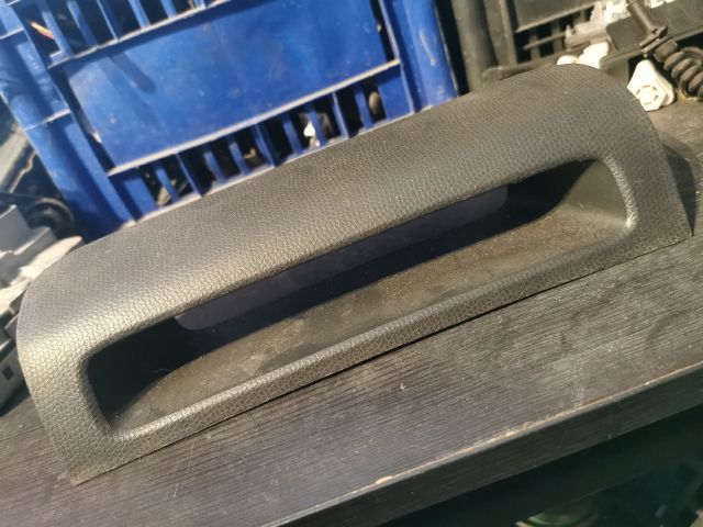 bontott SUZUKI SWIFT III Multifunkciós Kijelző Keret