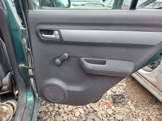 bontott SUZUKI SWIFT III Multikormány