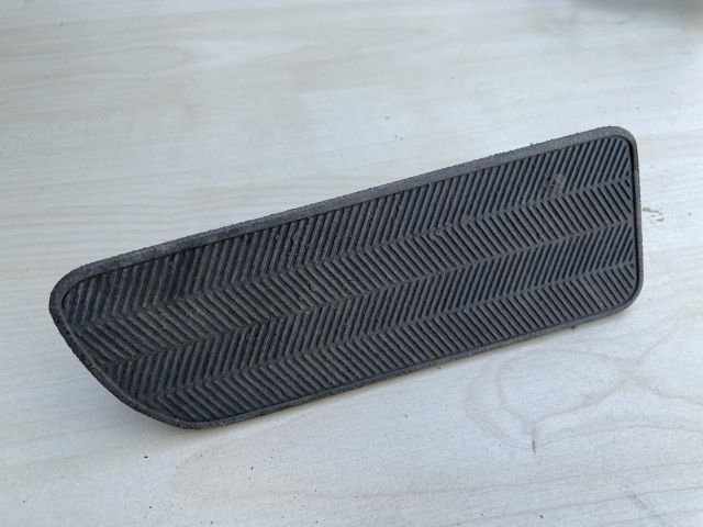 bontott SUZUKI SWIFT III Műszerfal alatti Műanyag Elem