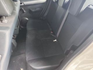 bontott SUZUKI SWIFT III Pollenszűrő Fedél