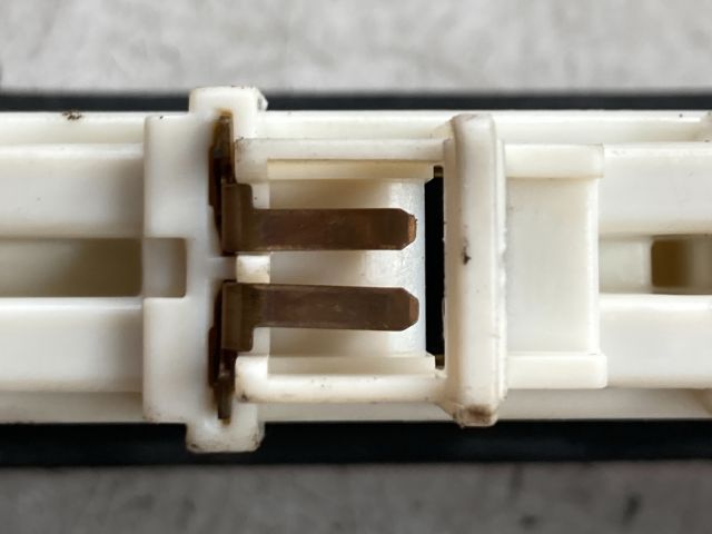 bontott SUZUKI SWIFT III Pótféklámpa