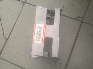 bontott SUZUKI SWIFT III Rádió / CD Keret