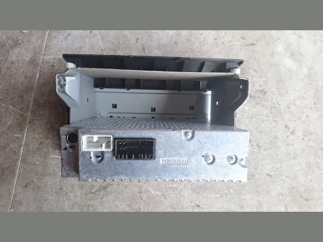 bontott SUZUKI SWIFT III Rádió / CD