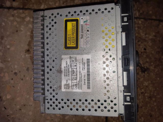 bontott SUZUKI SWIFT III Rádió / CD