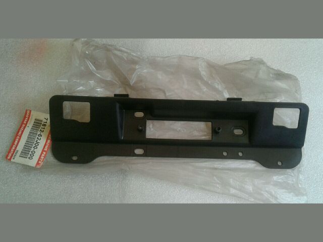 bontott SUZUKI SWIFT III Rendszámtábla Világítás Keret