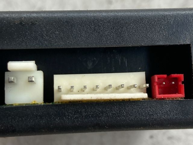 bontott SUZUKI SWIFT III Riasztó Központ