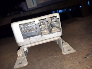 bontott SUZUKI SWIFT III Szervó Szivattyú Elektronika