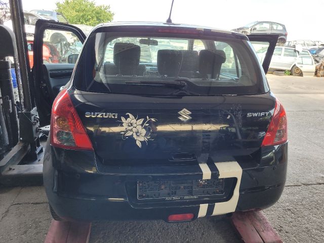 bontott SUZUKI SWIFT III Szőnyeg Szett