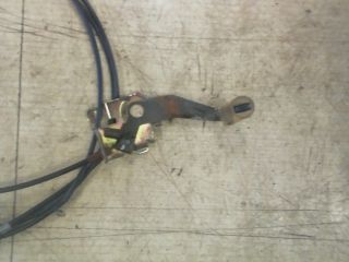 bontott SUZUKI SWIFT III Tankajtó Nyitó Bowden