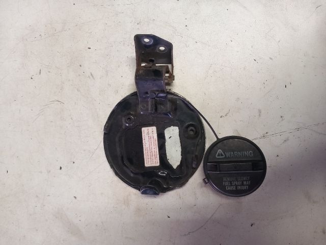 bontott SUZUKI SWIFT III Tankajtó