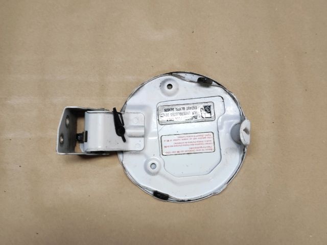 bontott SUZUKI SWIFT III Tankajtó