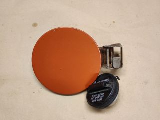 bontott SUZUKI SWIFT III Tankajtó