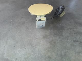 bontott SUZUKI SWIFT III Tankajtó