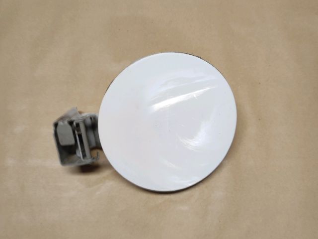 bontott SUZUKI SWIFT III Tankajtó