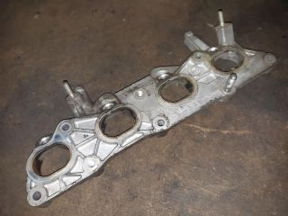 bontott SUZUKI SWIFT III Tartó Bak