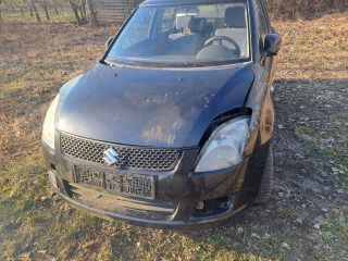bontott SUZUKI SWIFT III Tető