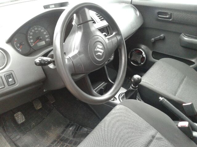 bontott SUZUKI SWIFT III Tető