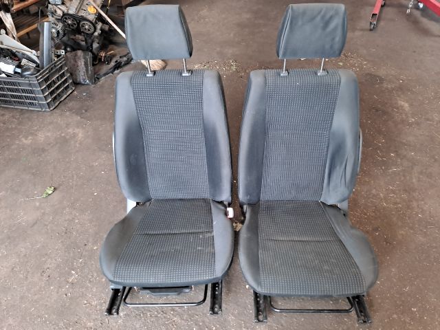 bontott SUZUKI SWIFT III Ülés Szett