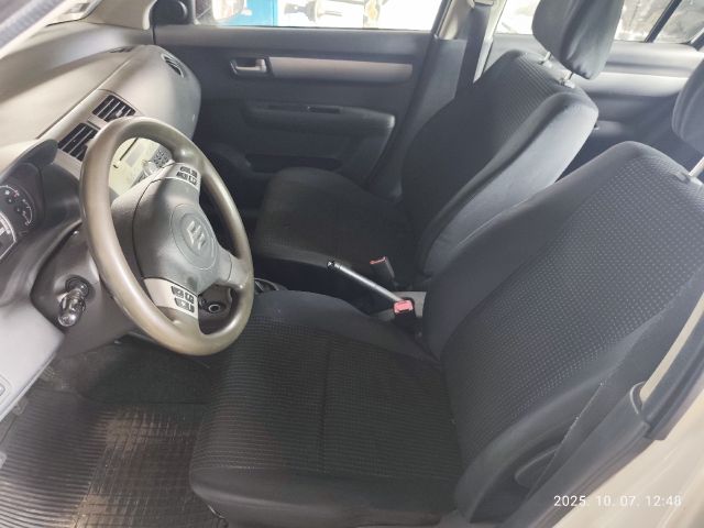bontott SUZUKI SWIFT III Ülés Szett