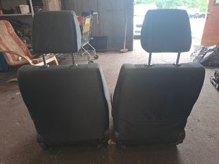 bontott SUZUKI SWIFT III Ülés Szett