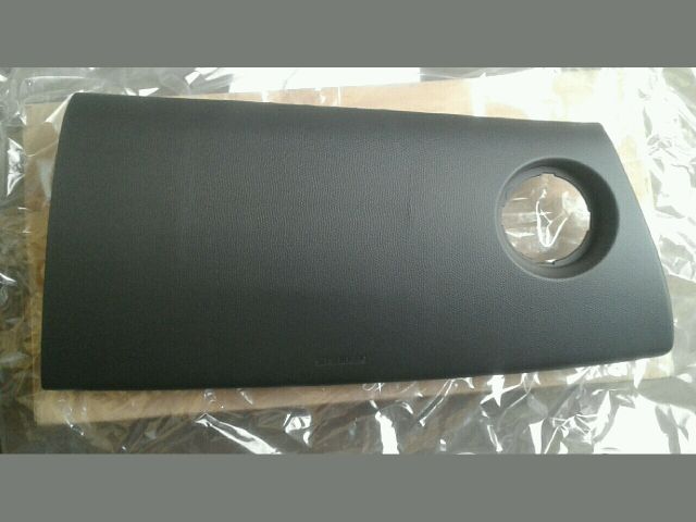 bontott SUZUKI SWIFT III Utasoldali Légzsák