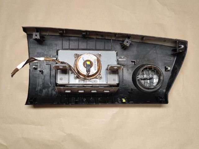 bontott SUZUKI SWIFT III Utasoldali Légzsák