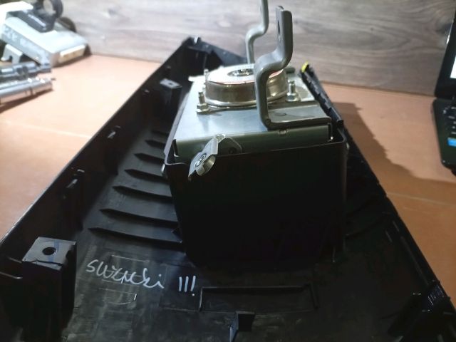 bontott SUZUKI SWIFT III Utasoldali Légzsák