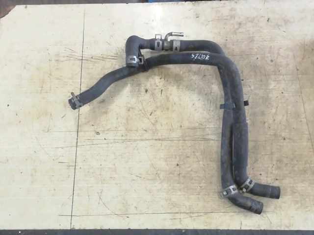 bontott SUZUKI SWIFT III Utastér Fűtéscső