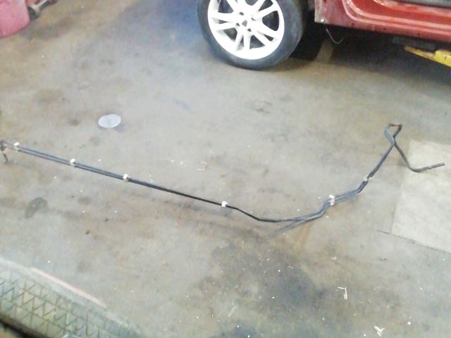 bontott SUZUKI SWIFT III Üzemanyagcső