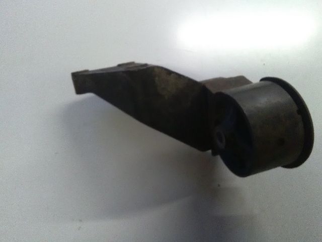 bontott SUZUKI SWIFT III Váltó Bowden Tartó Bak