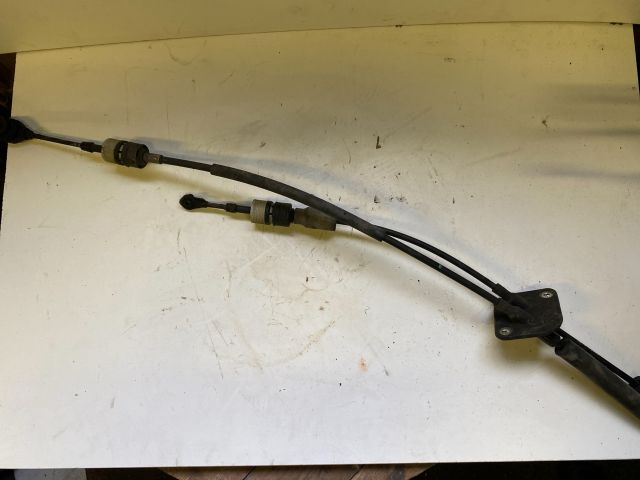 bontott SUZUKI SWIFT III Váltó Bowden