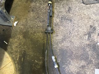 bontott SUZUKI SWIFT III Váltó Bowden