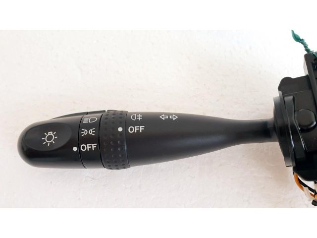 bontott SUZUKI SWIFT III Világítás Kapcsoló